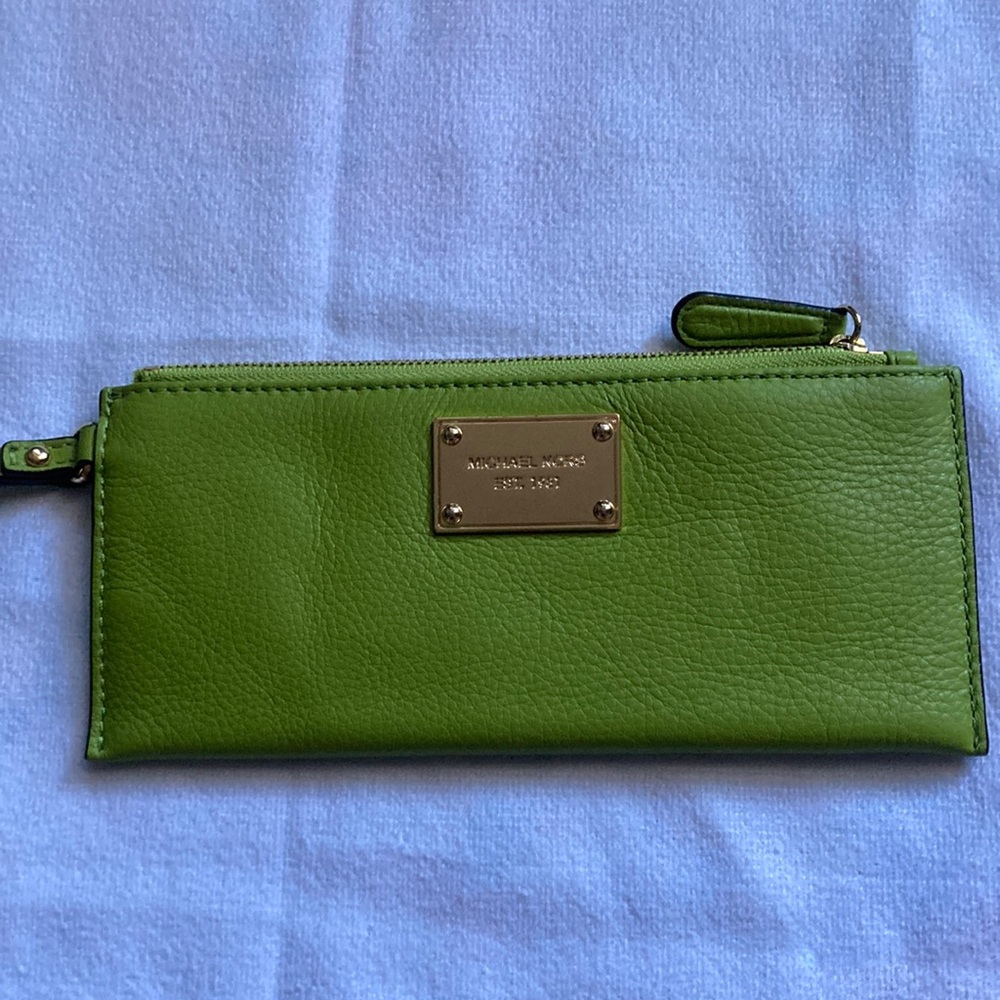 Green Michael Kors wristlet